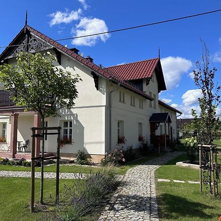 Dworek Wojanow Bagian luar foto